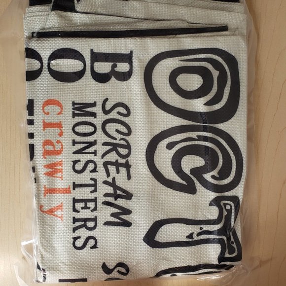 New 4pcs Pack 18"x18" Halloween Decorative Throw Pillow Cases - Picture 3 of 9